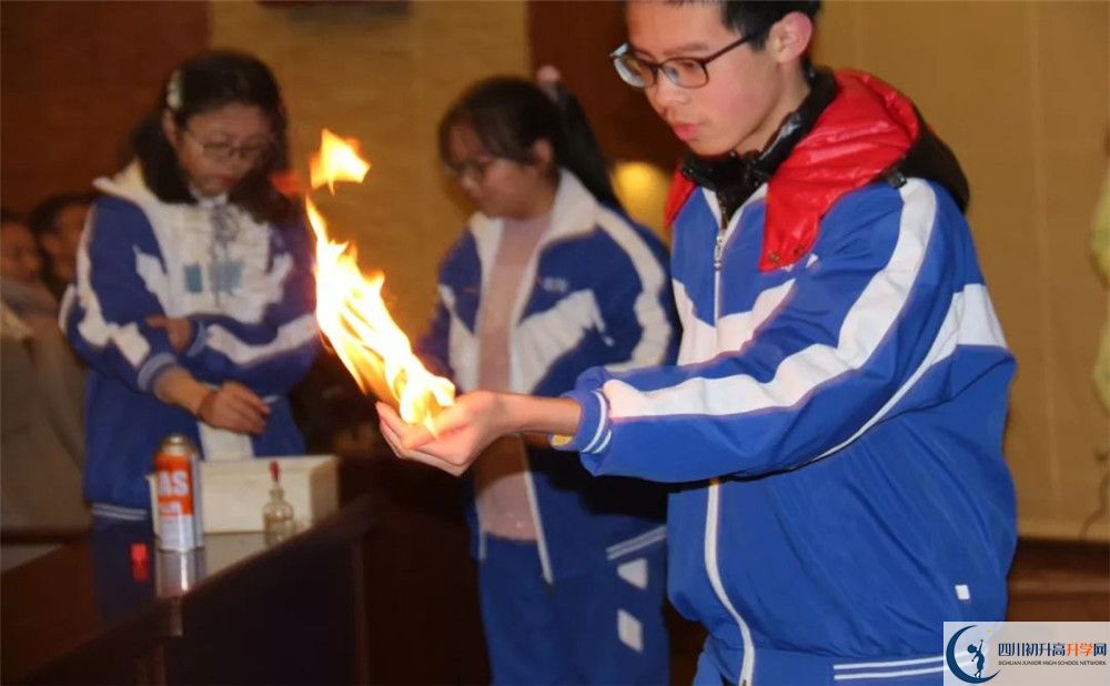 2020成都華西中學(xué)二診數(shù)學(xué)試題答案在哪看？