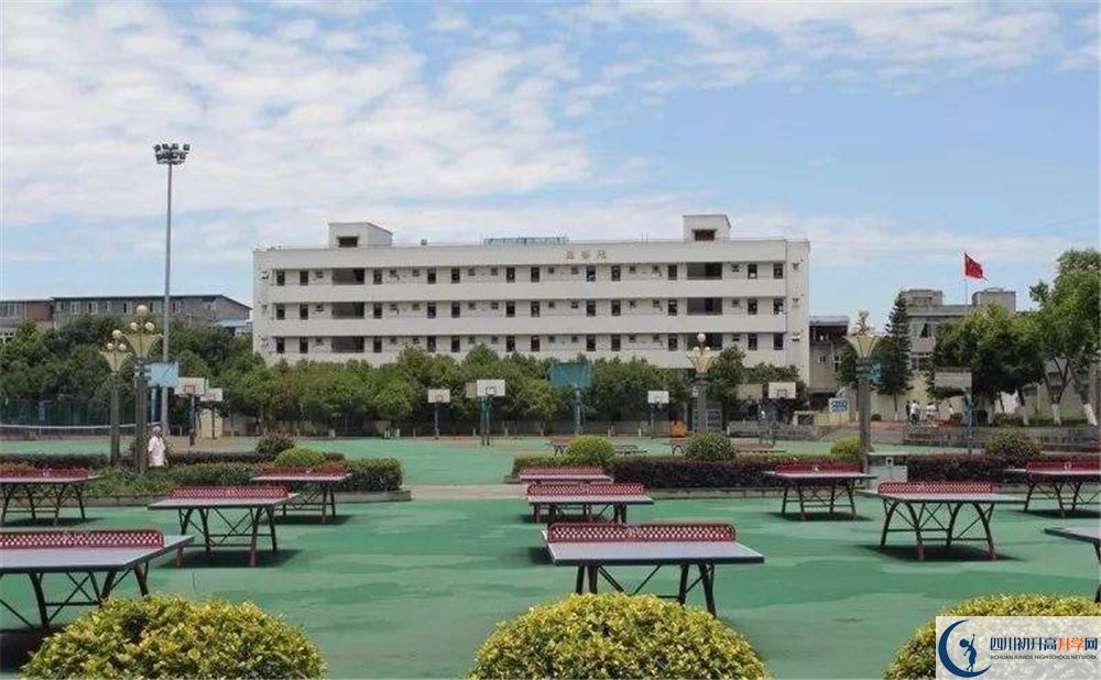 成都市籍田中學(xué)2020年高考人數(shù)是多少？