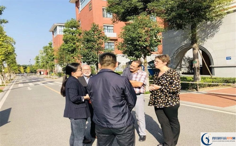 2020新都一中二診數(shù)學試題答案在哪看？