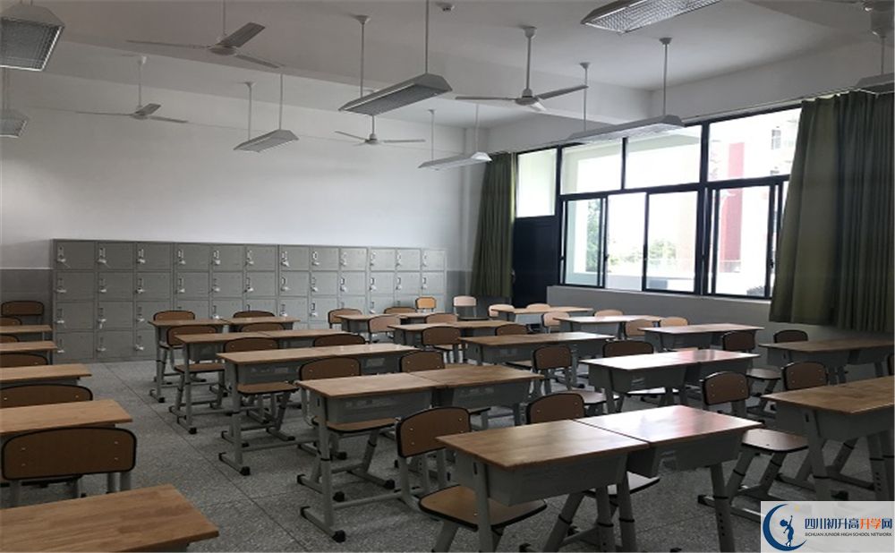 成都西川中學(xué)?高三診斷考試時(shí)間怎么安排的？