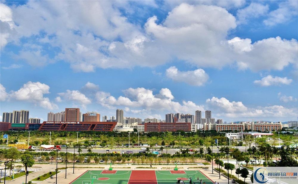 青苗國際雙語學校成都校區(qū)初三課程資源在哪里看？
