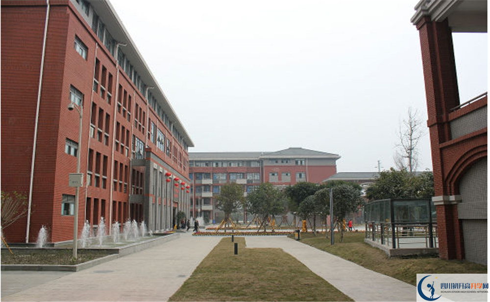 2020西昌市第一中學(xué)錄取線是否有調(diào)整？