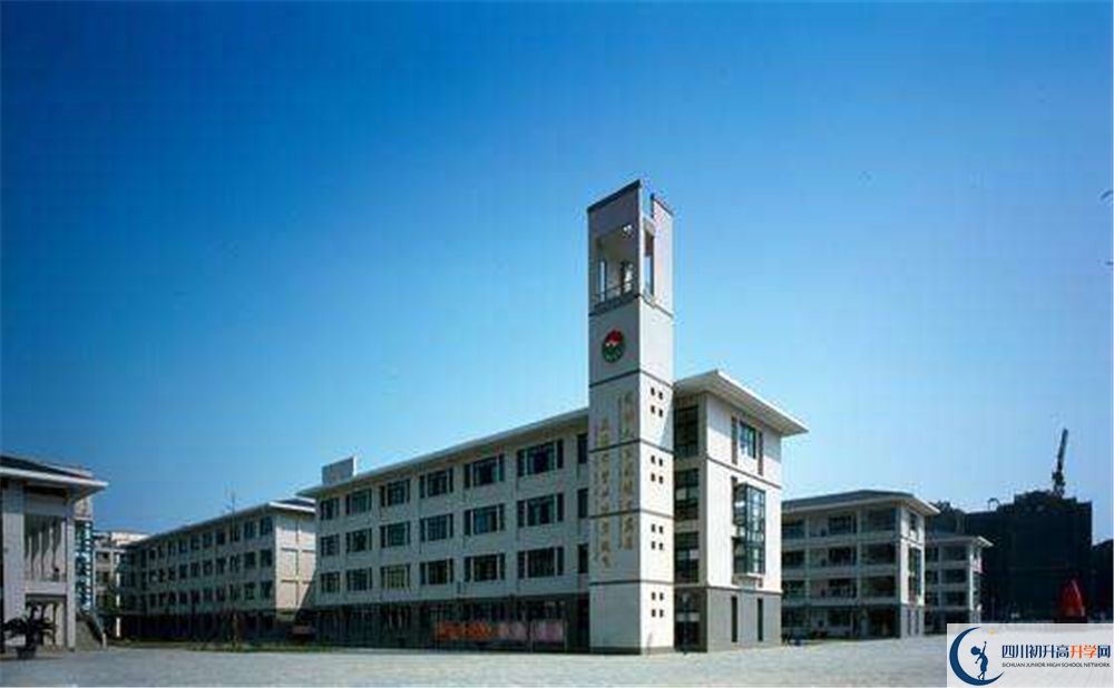 都江堰外國語實驗學校學費是多少錢？